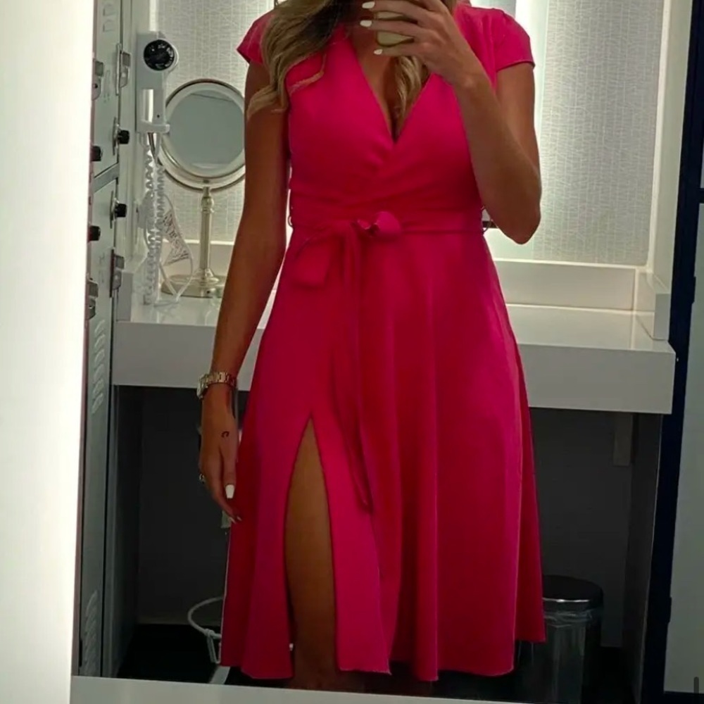 Black Halo - Pandora Faux Wrap Belted Hot Pink Dress - Picture 8 of 16